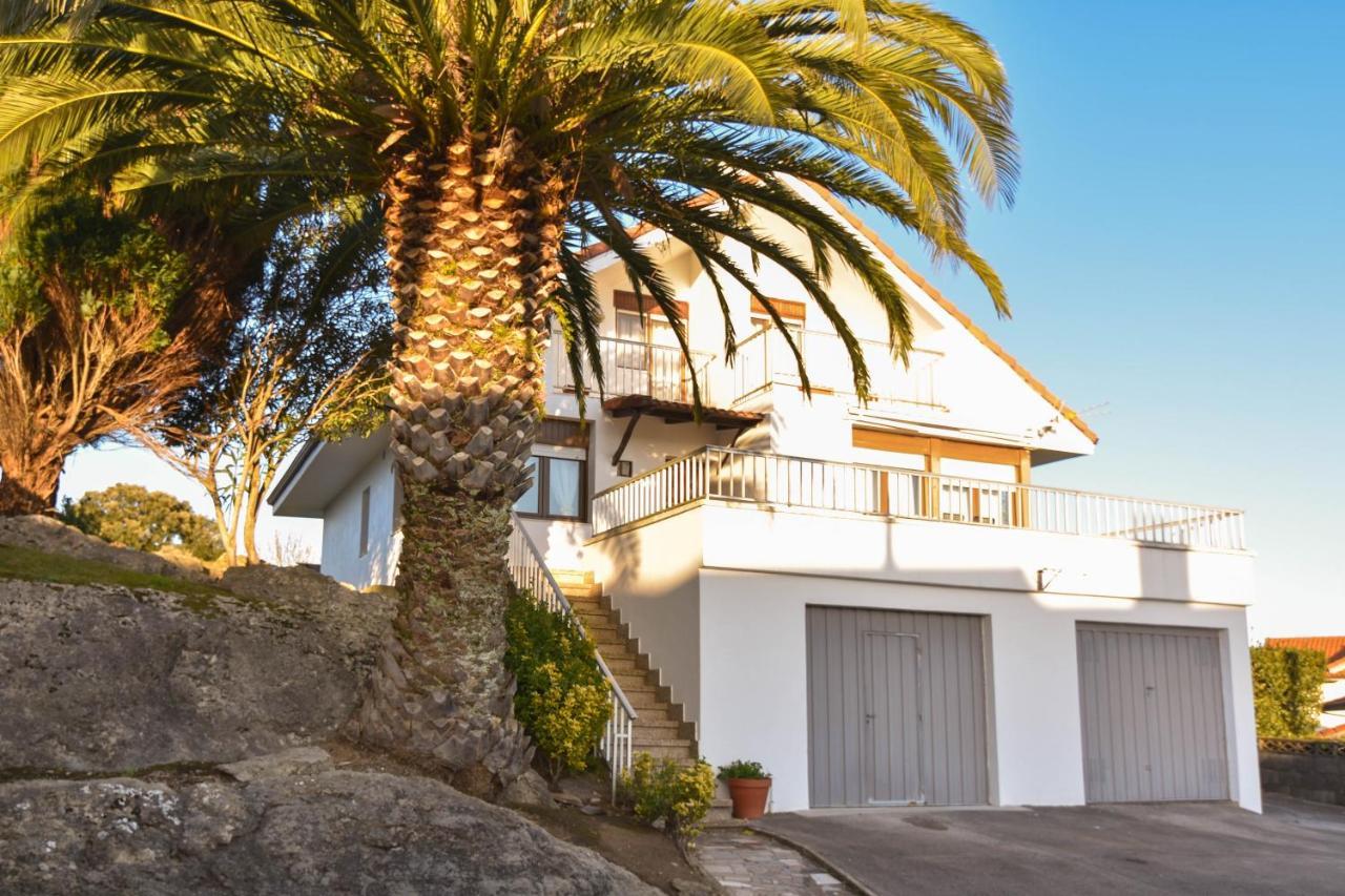 Amplio Y Comodo Chalet En Ajo Con Preciosas Vistas Exterior foto